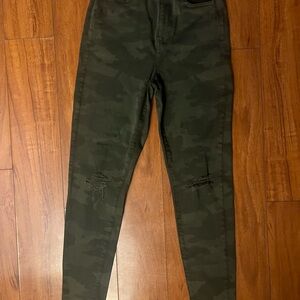 American Eagle Outfitters Camo Green Men's Pants